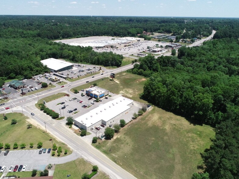 More Photos Of 2567 North Rd, Orangeburg Restaurant For Lease