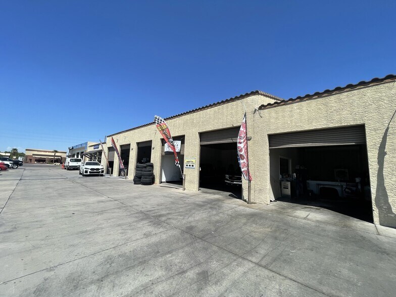 More Photos Of 2828 S Country Club Dr, Mesa General Retail For Sale