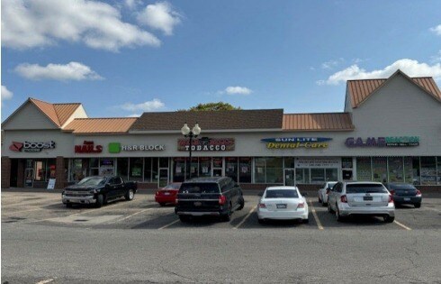 More Photos Of 22802-22942 John R Rd, Hazel Park Storefront For Lease