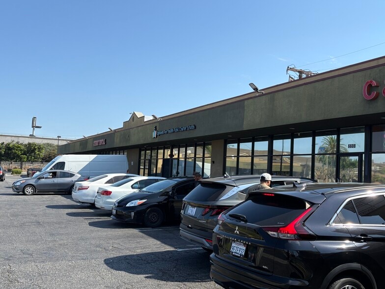 More Photos Of 6600-6636 Cherry Ave, Long Beach Unknown For Lease