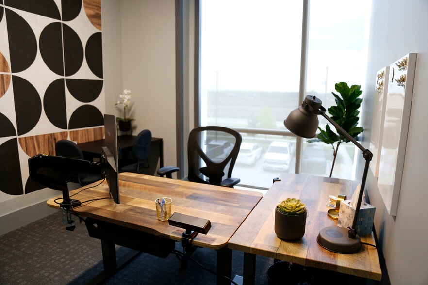 More Photos Of 2201 Spinks Rd, Flower Mound Coworking Space
