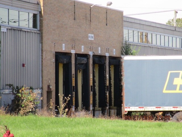 More Photos Of 210 Broadus St, Sturgis Manufacturing For Sale