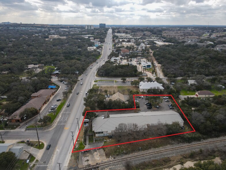 More Photos Of 12227 Huebner Rd, San Antonio Freestanding For Lease
