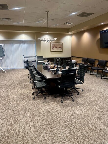 More Photos Of 370 E Virginia Ave, Phoenix Medical For Sale