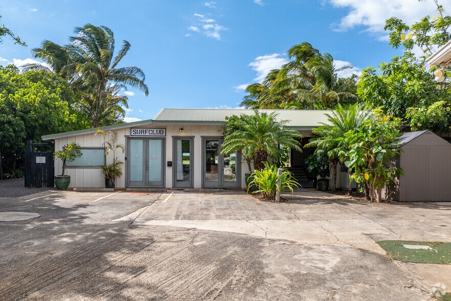 More Photos Of 65 Hana Hwy, Paia Restaurant For Sale