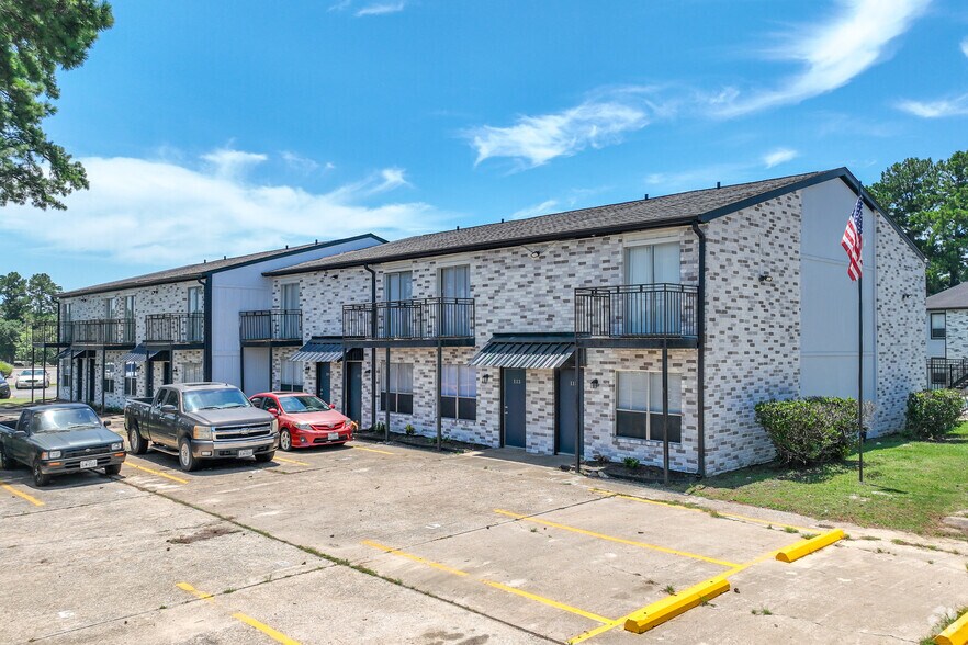 More Photos Of 300 S John Redditt Dr, Lufkin Apartments For Sale