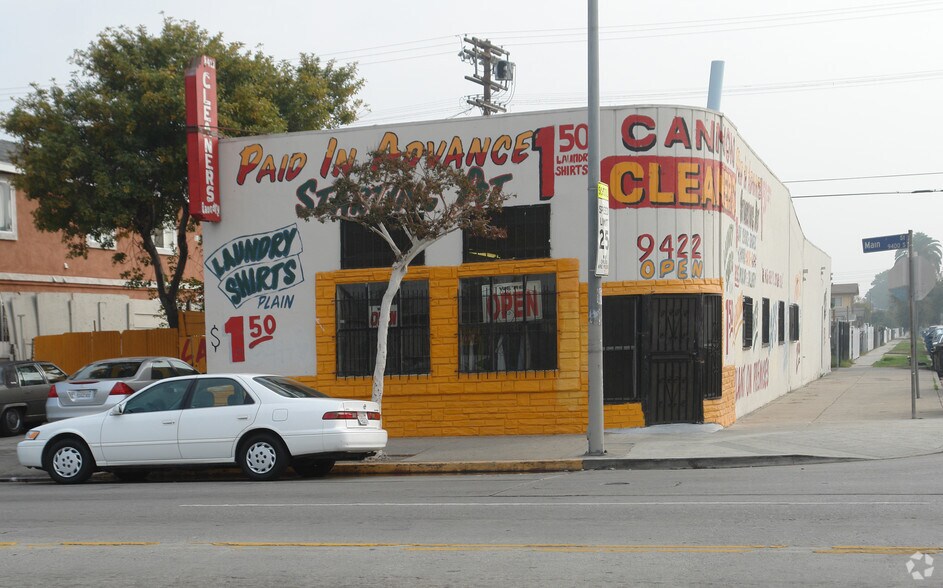 More Photos Of 9422 Main St, Los Angeles Freestanding For Sale