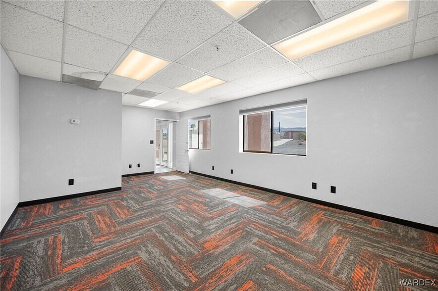 More Photos Of 1055 Empire Dr, Lake Havasu City Distribution For Lease