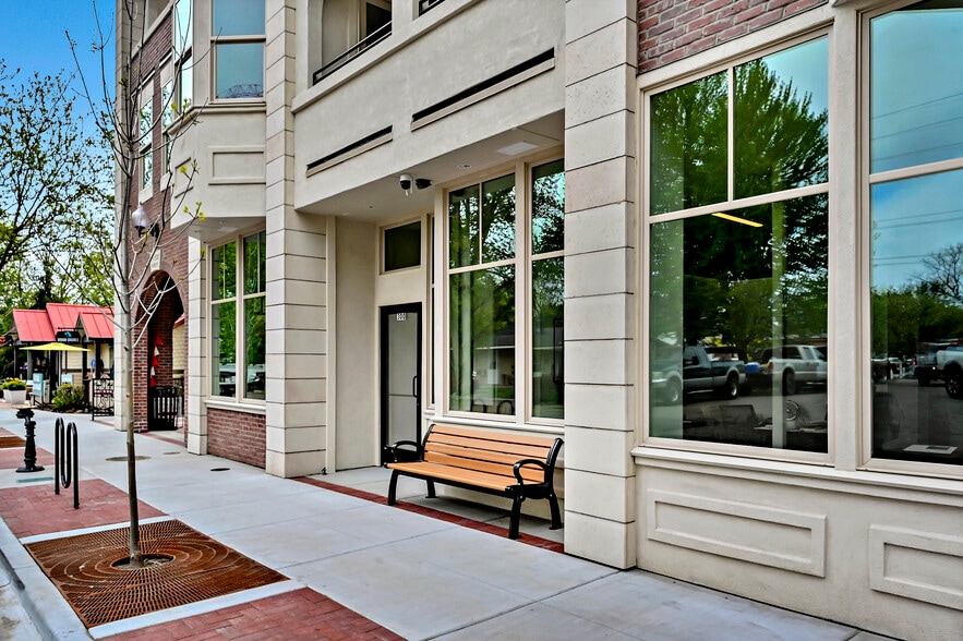 More Photos Of 79 Aikens Rd, Eagle Storefront Retail Office For Sale