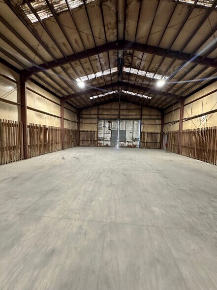 More Photos Of 1200 Lakeview Ave, Washington Court House Manufacturing For Lease