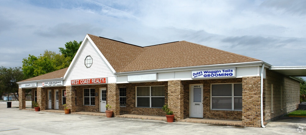 More Photos Of 13102 Palm Beach Blvd, Fort Myers Office For Sale