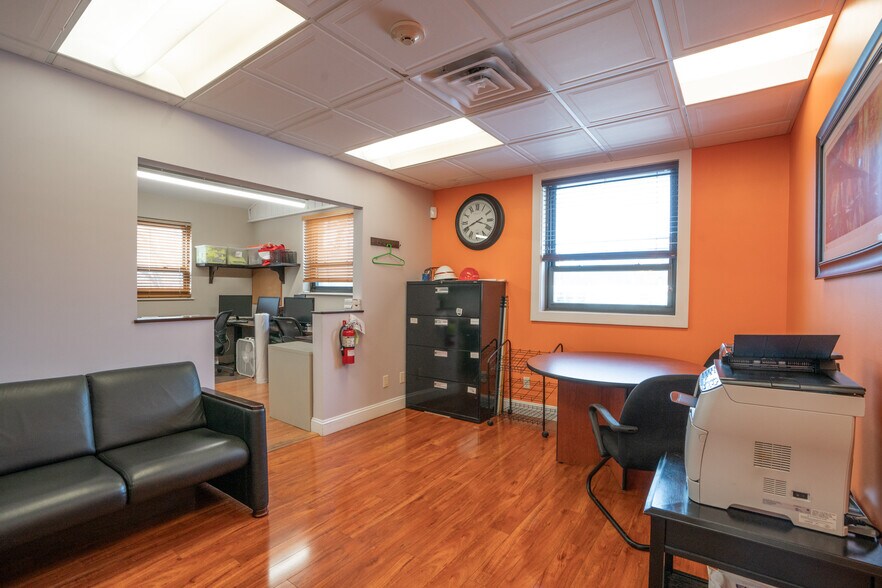 More Photos Of 99 Lafayette Ave, White Plains Light Manufacturing For Sale