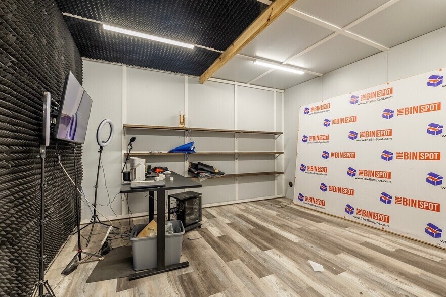 More Photos Of 1520 S Suncoast Blvd, Homosassa Manufacturing For Lease