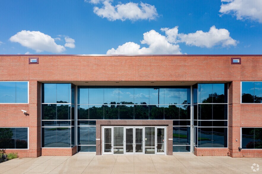 More Photos Of 1101 Pacific Ave, Erlanger Office For Lease