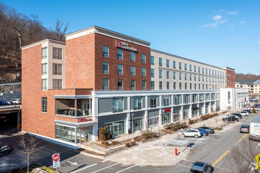 More Photos Of 201 Ogden Ave, Dobbs Ferry Unknown For Lease