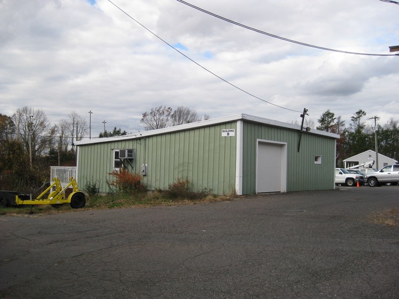 More Photos Of 5-40 Glen Rd, Manchester Warehouse For Lease