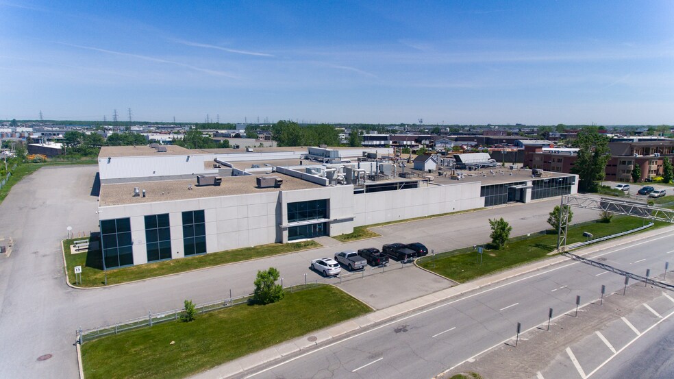 Primary Photo Of 3695 Aut des Laurentides (A-15) Desste E, Laval Manufacturing For Lease
