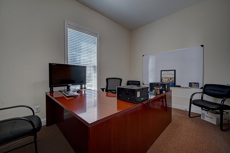 More Photos Of 460 S Peachtree St, Norcross Office For Lease