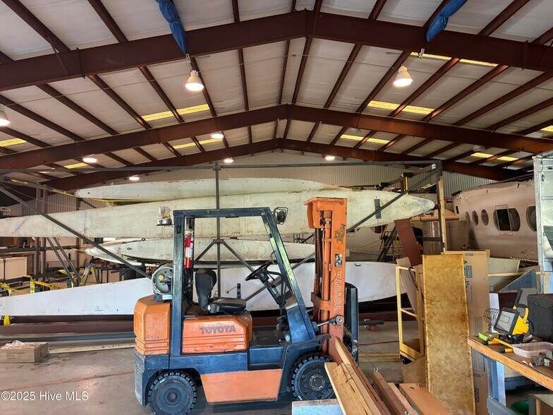 More Photos Of 161 T Com Dr, Elizabeth City Warehouse For Sale