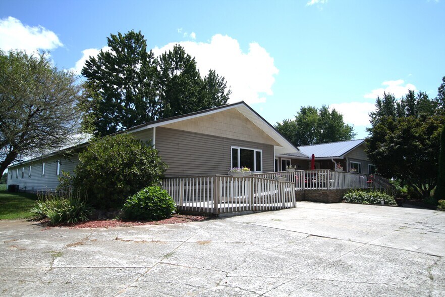 More Photos Of 351 S Bay Mid County Line Rd, Midland Assisted Living For Sale