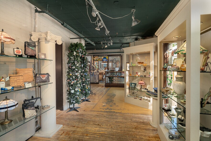 More Photos Of 220 Xenia Ave, Yellow Springs Storefront For Sale