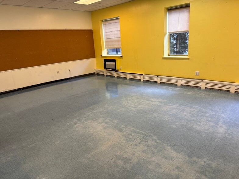 More Photos Of 1787 Madison Ave, New York Apartments For Lease