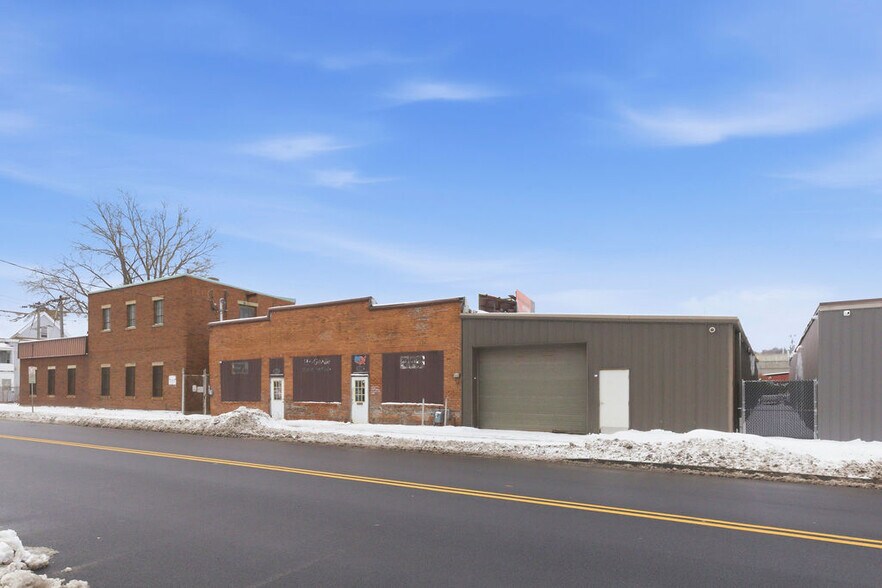 More Photos Of 906 Burnet Ave, Syracuse Warehouse For Sale