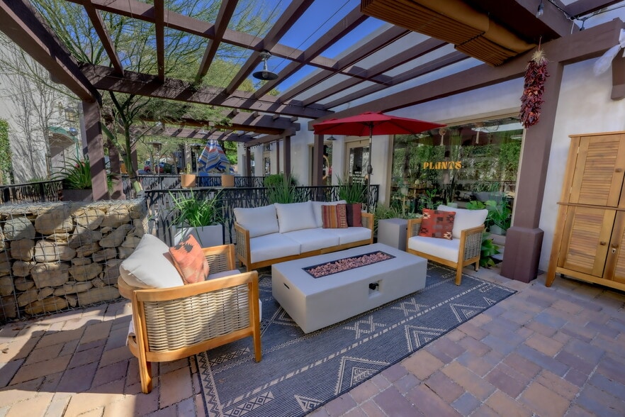 More Photos Of 334 E Ojai Ave, Ojai Restaurant For Sale