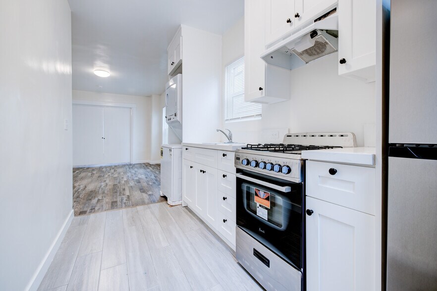 More Photos Of 12 1/2 25th Pl, Venice Apartments For Sale
