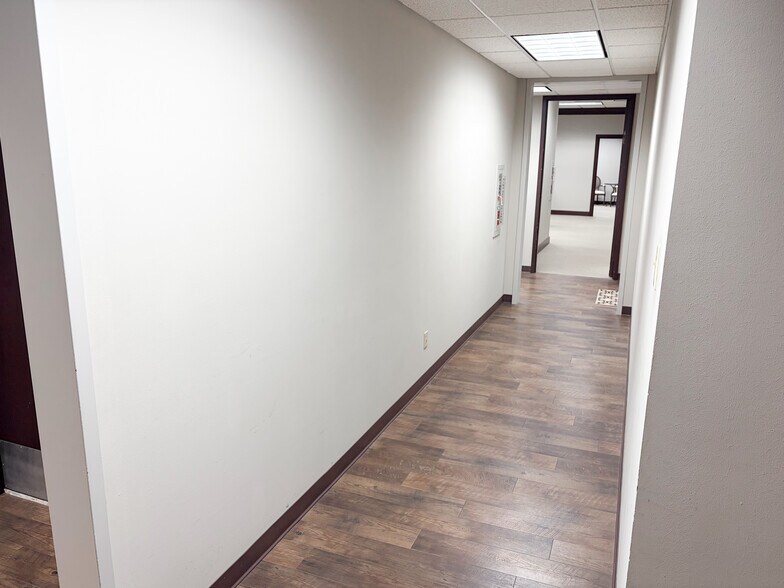 More Photos Of 4021 84th St, Lubbock Loft Creative Space For Lease