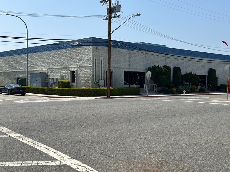More Photos Of 711 S Palm Ave, Alhambra Warehouse For Lease