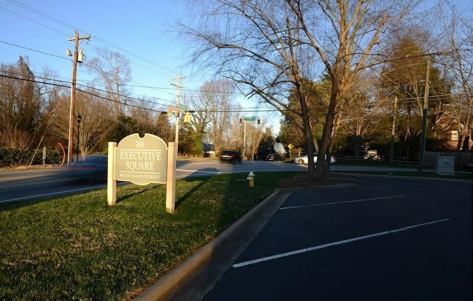 More Photos Of 701 W Main St, Jamestown Office For Lease