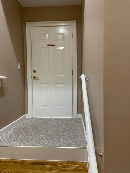 More Photos Of 3745 Cherokee St, Kennesaw Loft Creative Space For Lease