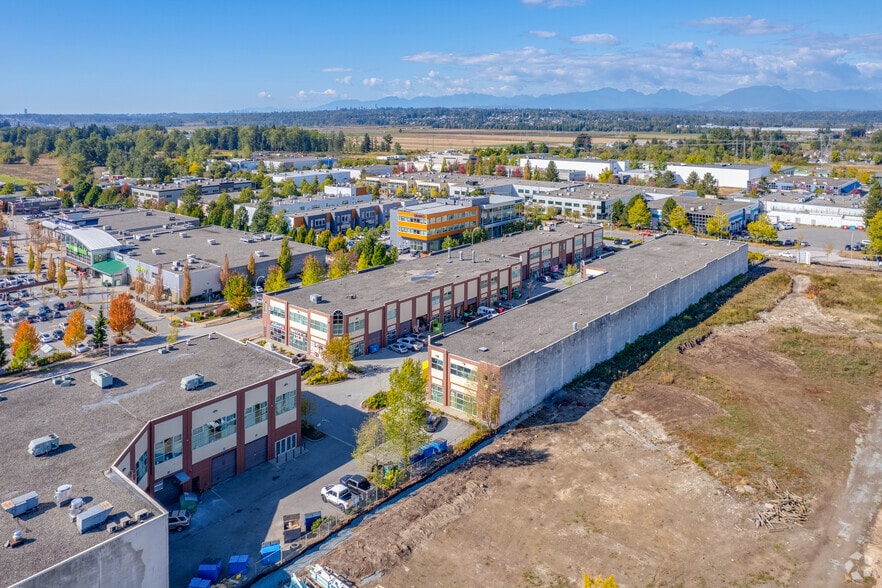 More Photos Of 17750 65A Av, Surrey Showroom For Sale