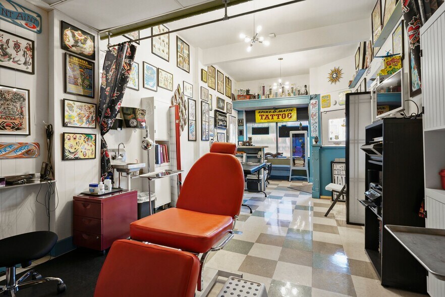 More Photos Of 516 S Park St, Madison Apartments For Sale