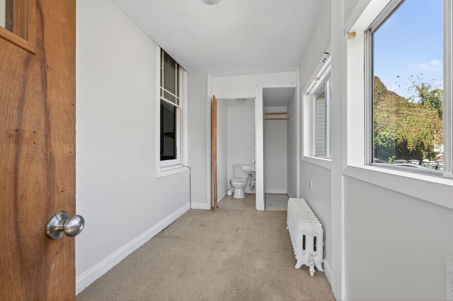 More Photos Of 406 S Armistead Ave, Hampton Apartments For Sale