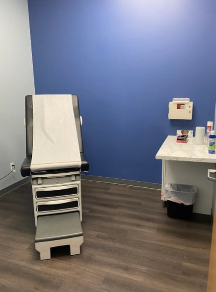 More Photos Of 4131-4197 Baldwin Rd, Auburn Hills Storefront For Lease