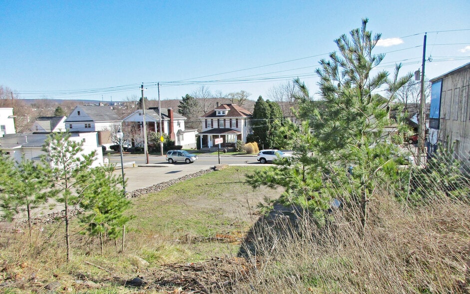 Primary Photo Of 1322 Main St, Peckville Land For Sale