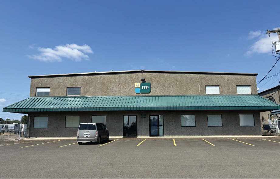 Primary Photo Of 1770 Prairie Rd, Eugene Warehouse For Lease
