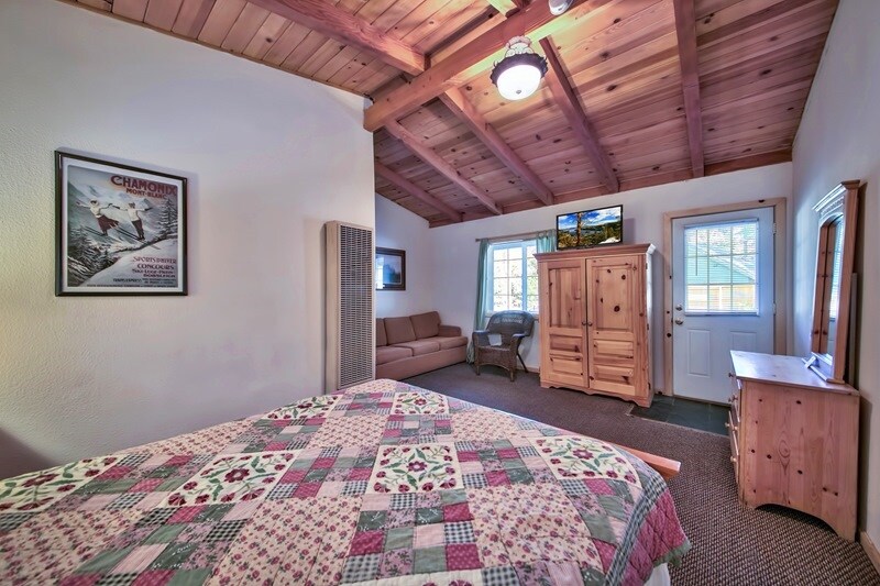 More Photos Of 532 Emerald Bay Rd, South Lake Tahoe Hotel For Sale