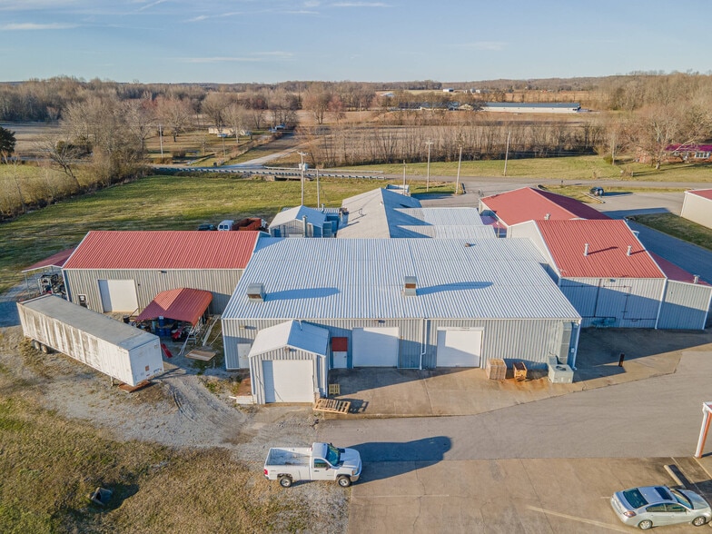 More Photos Of 3535 Waynesboro Hwy, Lawrenceburg Manufacturing For Sale