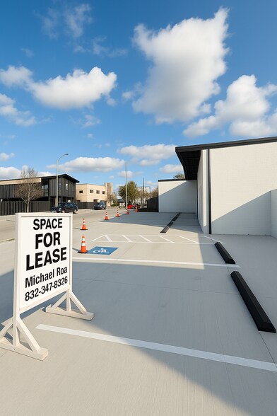 More Photos Of 5807 Star Ln, Houston Service For Lease