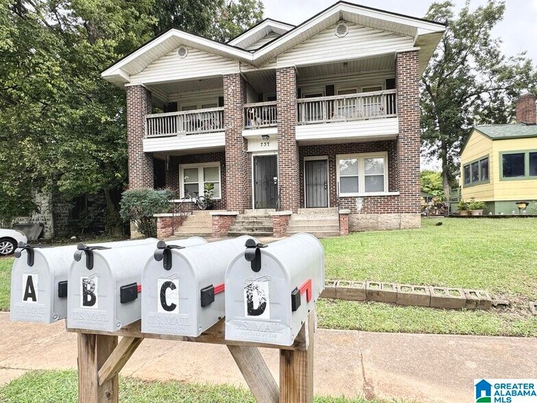 More Photos Of 737 40th Pl, Fairfield Multifamily For Sale