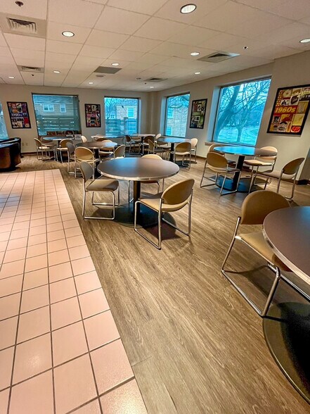 More Photos Of 7777 W Blue Mound Rd, Milwaukee Office For Lease