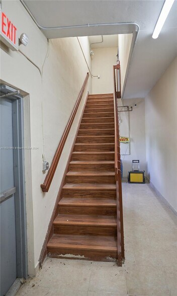More Photos Of 17701 SW 232nd St, Miami Restaurant For Sale