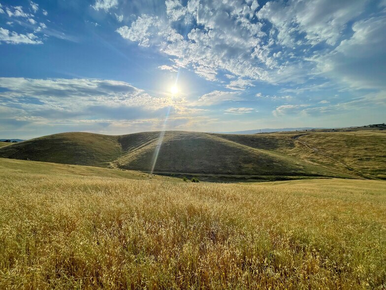 More Photos Of 0 E. 41 Hwy, Templeton Land For Sale