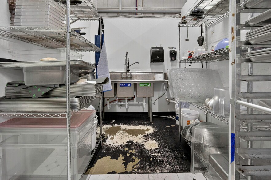 More Photos Of 9064 S Highway 77, Noble Food Processing For Sale