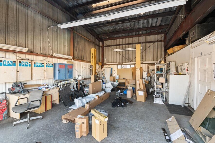 More Photos Of 1117-1121 Broadway, El Cajon Auto Repair For Lease