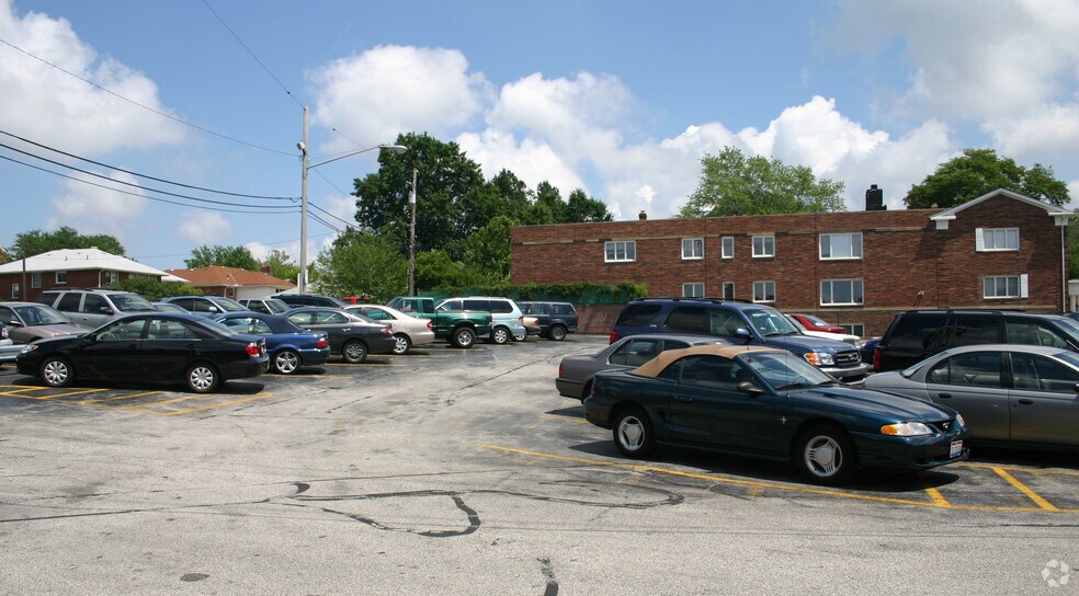 More Photos Of 20616-20625 John Carroll Blvd, Shaker Heights Unknown For Lease