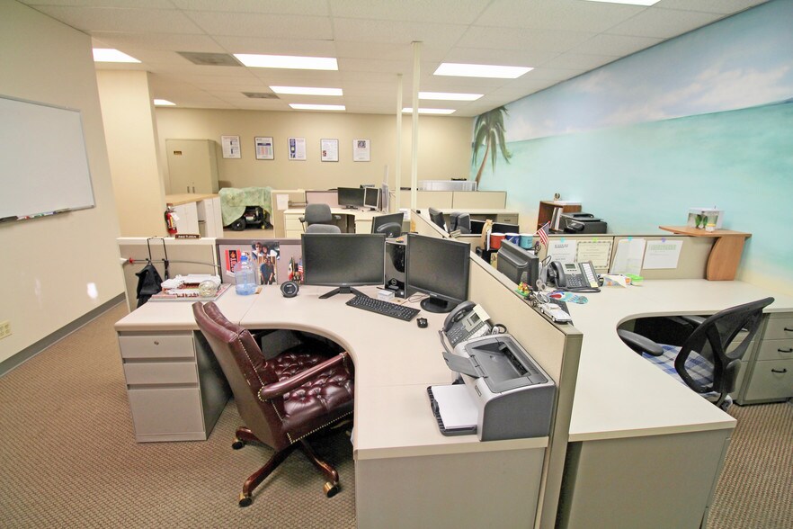 More Photos Of 200 Mineral Springs Rd, Rockaway Medical For Lease